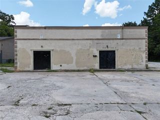 2539 DONALD LEE HOLLOWELL NW Parkway, Atlanta, GA 30318