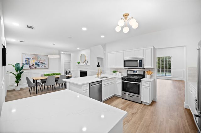 2900 Phoenix WAY, Round Rock, TX 78665