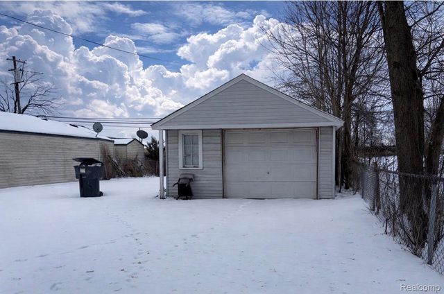 5251 Neff Avenue, Detroit, MI 48224