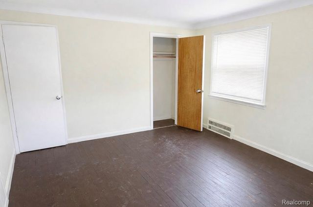 5251 Neff Avenue, Detroit, MI 48224