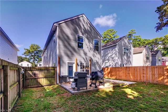 110 N Budding AVE, Virginia Beach, VA 23452