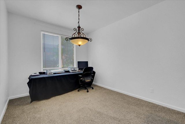 1670 Guildford Way, Plumas Lake, CA 95961