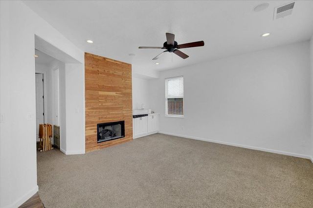 1670 Guildford Way, Plumas Lake, CA 95961