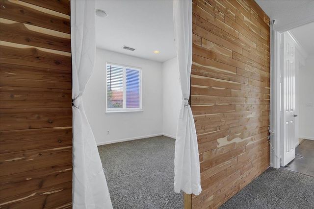 1670 Guildford Way, Plumas Lake, CA 95961