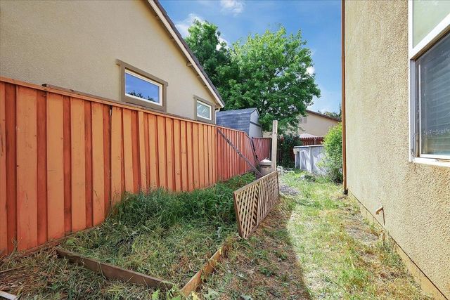 1670 Guildford Way, Plumas Lake, CA 95961