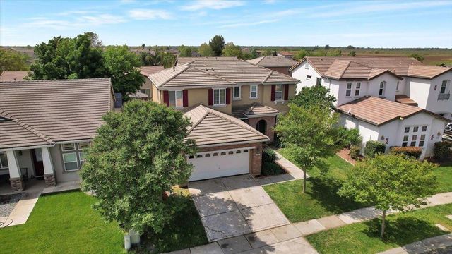 1670 Guildford Way, Plumas Lake, CA 95961