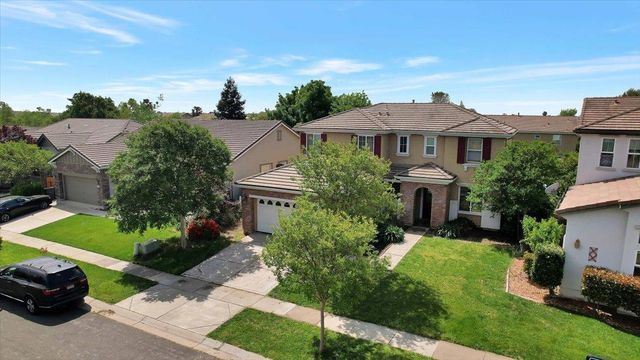 1670 Guildford Way, Plumas Lake, CA 95961