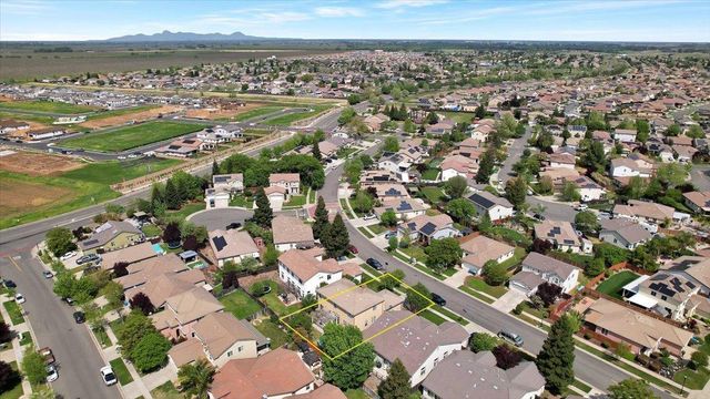 1670 Guildford Way, Plumas Lake, CA 95961