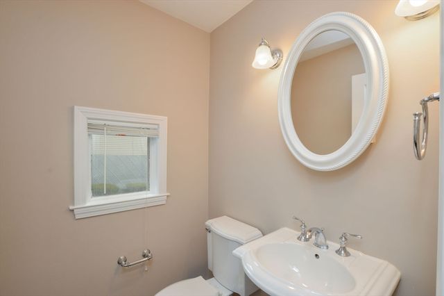 119 River Street 119, Newton, MA 02465