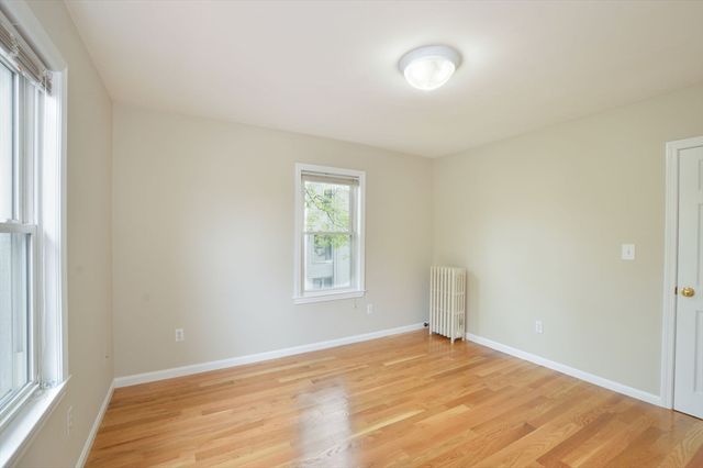 119 River Street 119, Newton, MA 02465