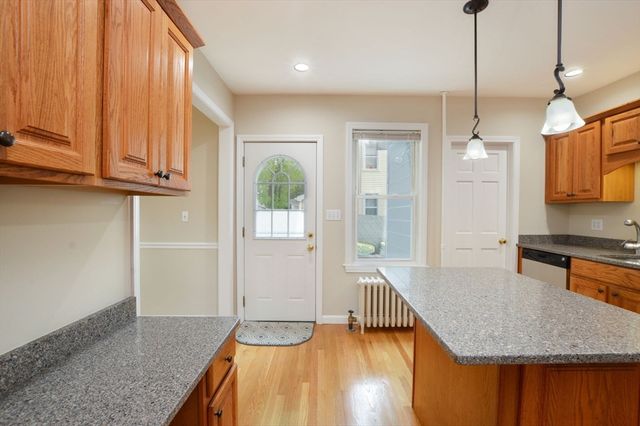 119 River Street 119, Newton, MA 02465