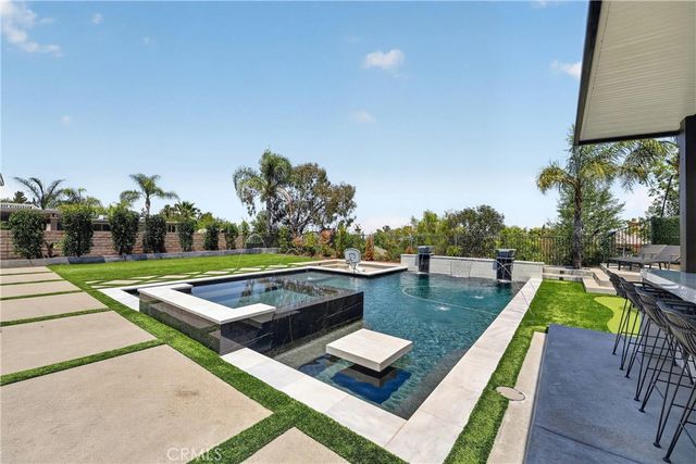 1625 Paseo Vista, Corona, CA 92881
