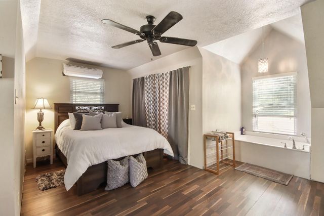 70 Rustling Oaks Street, Coldspring, TX 77331