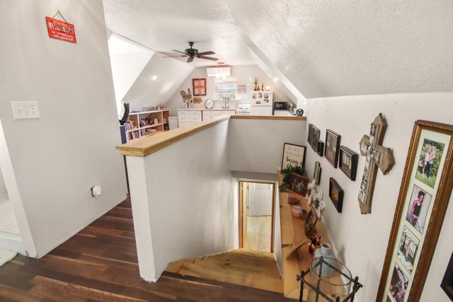 70 Rustling Oaks Street, Coldspring, TX 77331