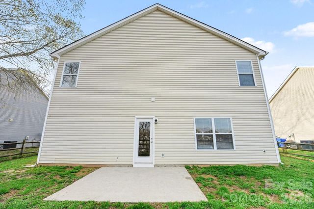 267 Flanders Drive, Mooresville, NC 28117