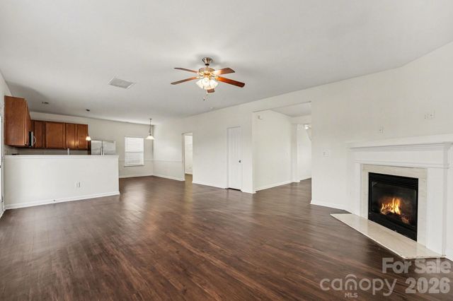 267 Flanders Drive, Mooresville, NC 28117