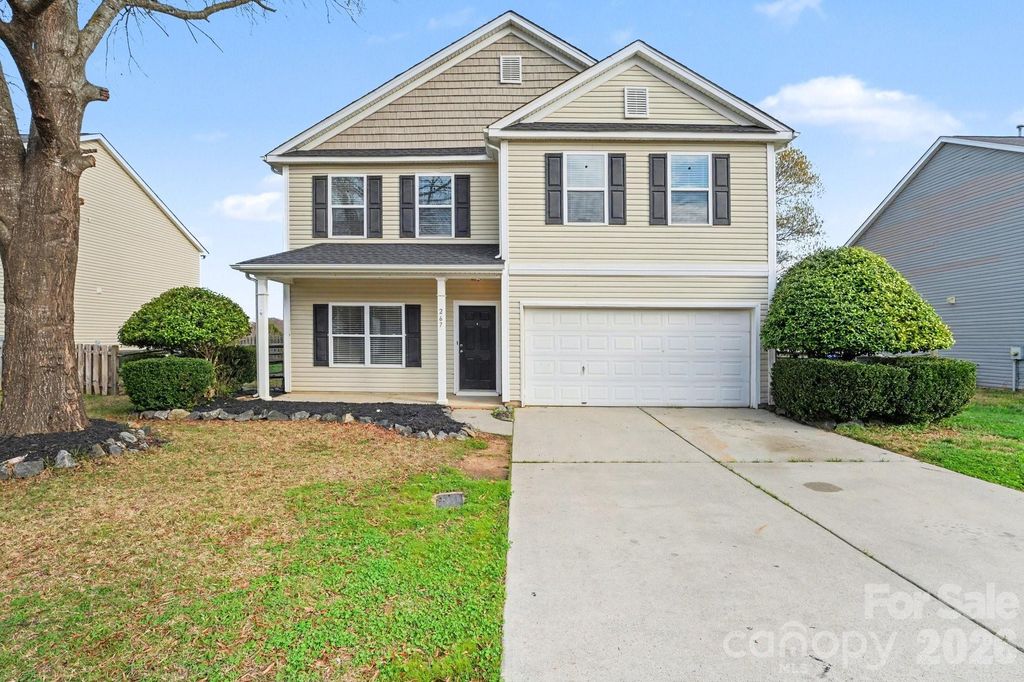 267 Flanders Drive, Mooresville, NC 28117