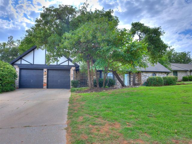 1005 Mary Lee Lane, Edmond, OK 73034