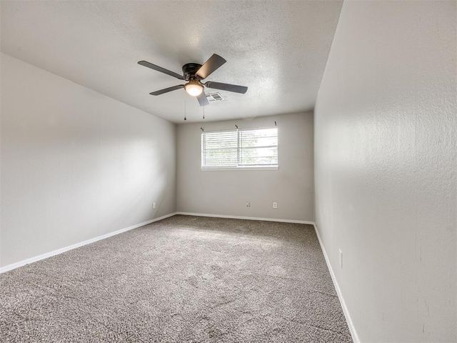 1005 Mary Lee Lane, Edmond, OK 73034