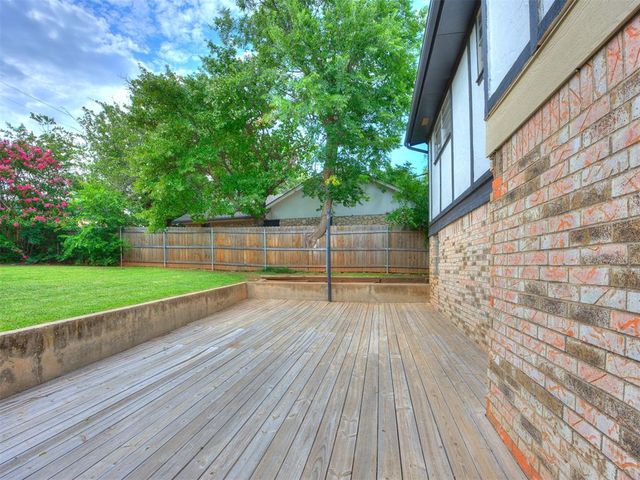 1005 Mary Lee Lane, Edmond, OK 73034