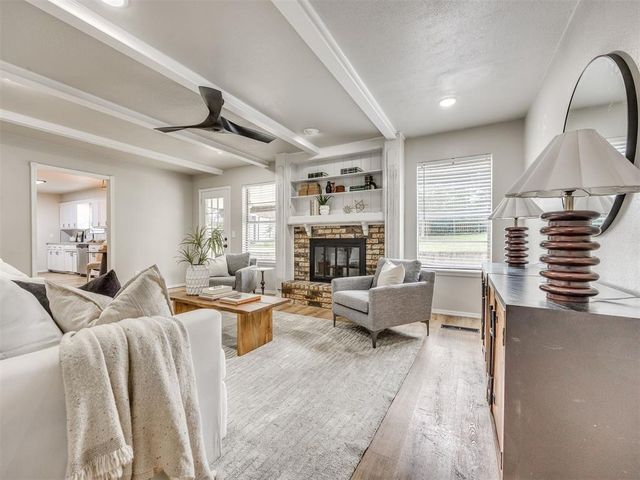1005 Mary Lee Lane, Edmond, OK 73034