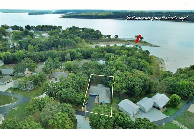 34477 Resevoir Ridge Road, Warsaw, MO 65355