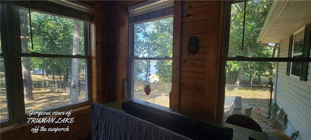 34477 Resevoir Ridge Road, Warsaw, MO 65355