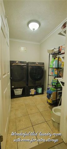 34477 Resevoir Ridge Road, Warsaw, MO 65355