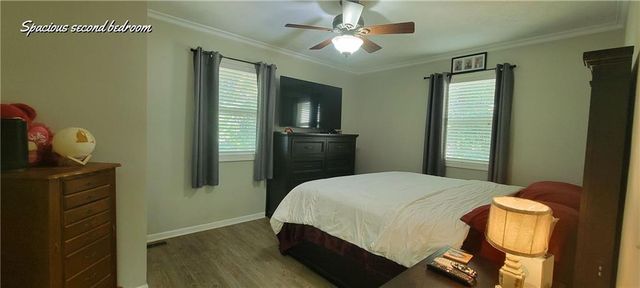 34477 Resevoir Ridge Road, Warsaw, MO 65355