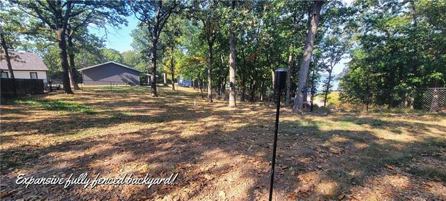 34477 Resevoir Ridge Road, Warsaw, MO 65355