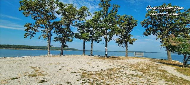 34477 Resevoir Ridge Road, Warsaw, MO 65355