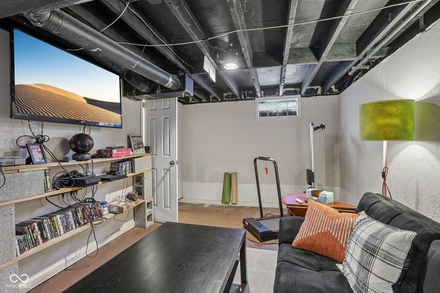 4442 Primrose Avenue, Indianapolis, IN 46205