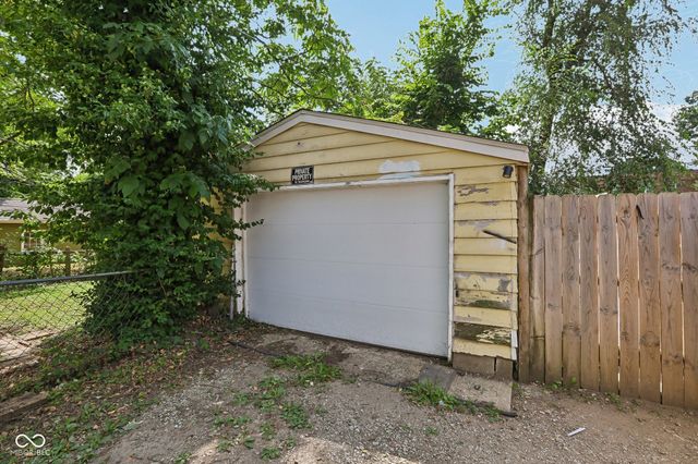4442 Primrose Avenue, Indianapolis, IN 46205