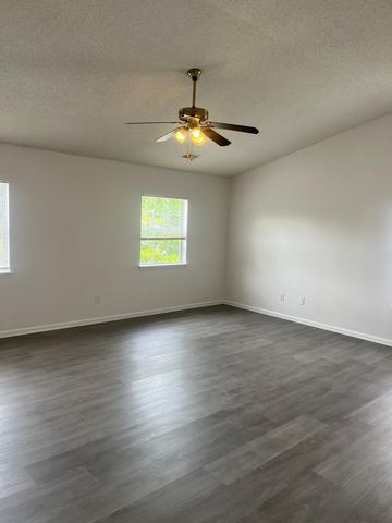 2452 Melville Road, North Charleston, SC 29406