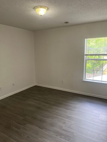 2452 Melville Road, North Charleston, SC 29406