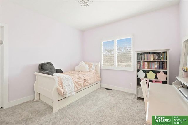 7528 Reed Street, Papillion, NE 68046