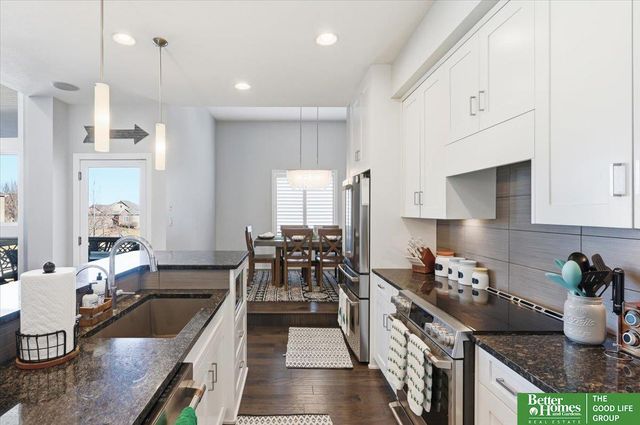 7528 Reed Street, Papillion, NE 68046