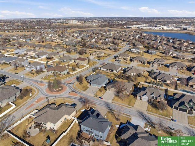 7528 Reed Street, Papillion, NE 68046