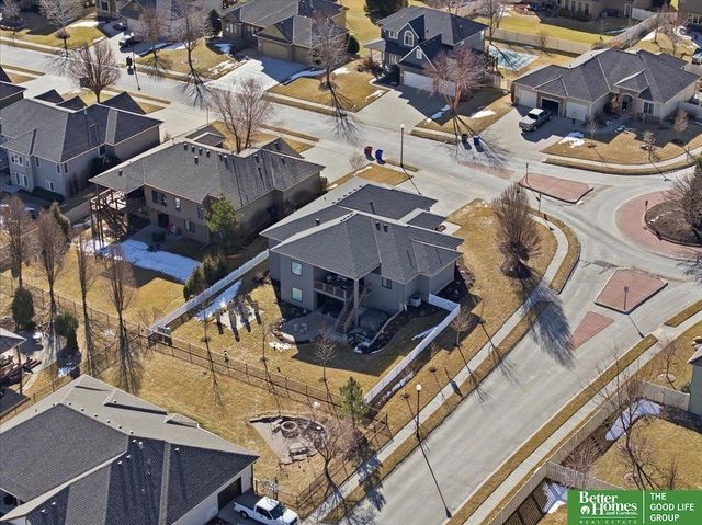 7528 Reed Street, Papillion, NE 68046