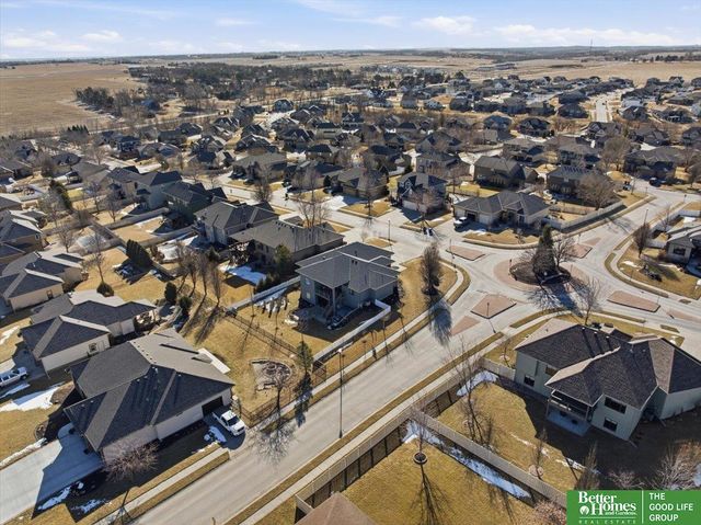 7528 Reed Street, Papillion, NE 68046