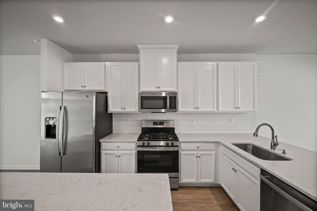 Image 10 of property listing at 3769 CEDAR MOUNTAIN WAY, Hanover, MD 21076