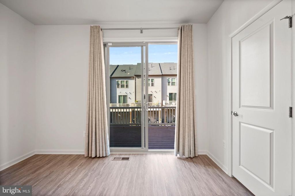 Image 16 of property listing at 3769 CEDAR MOUNTAIN WAY, Hanover, MD 21076