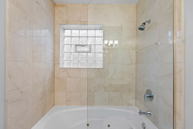 4105 S Drexel Boulevard 1SR, Chicago, IL 60653
