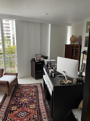 600 Grapetree Dr 7CS, Key Biscayne, FL 33149