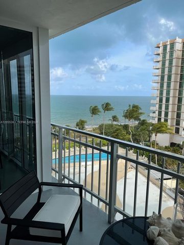 600 Grapetree Dr 7CS, Key Biscayne, FL 33149