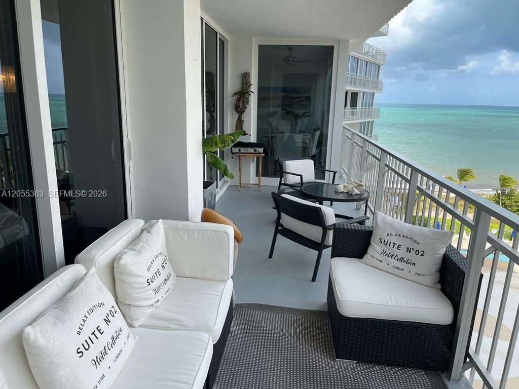 600 Grapetree Dr 7CS, Key Biscayne, FL 33149