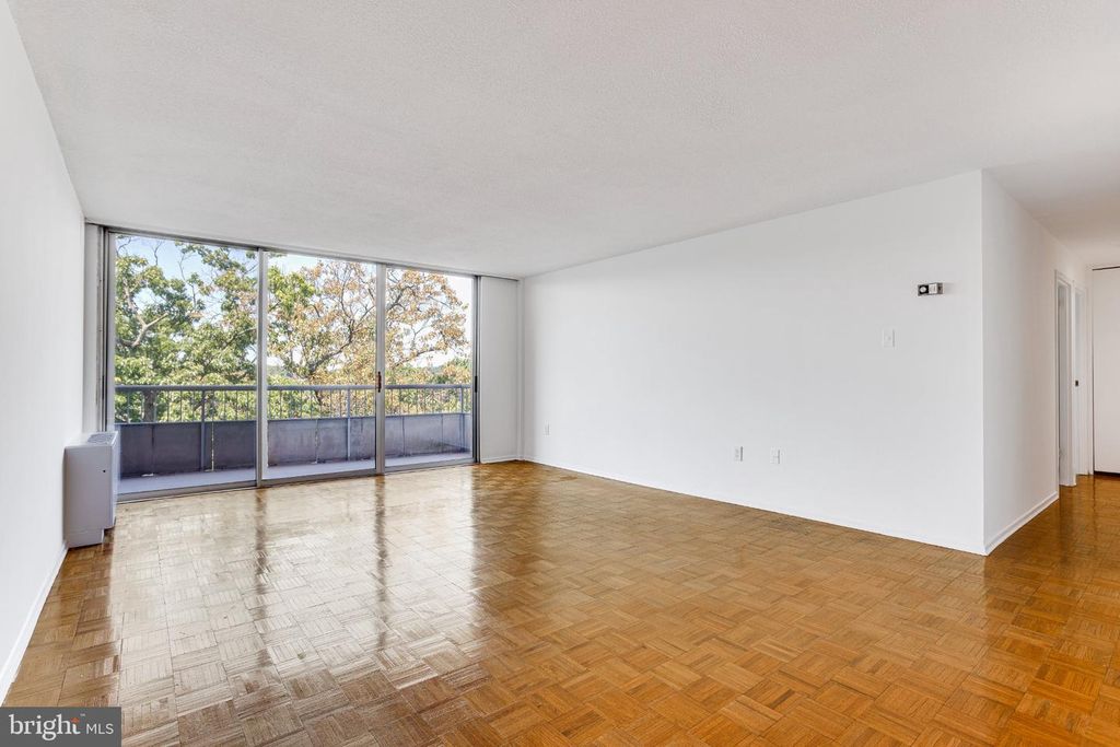 100 WEST AVE #618-S, JENKINTOWN, PA 19046 — exterior