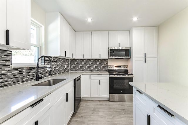 11203 Rousseau Drive, Houston, TX 77065