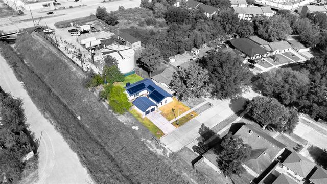 11203 Rousseau Drive, Houston, TX 77065