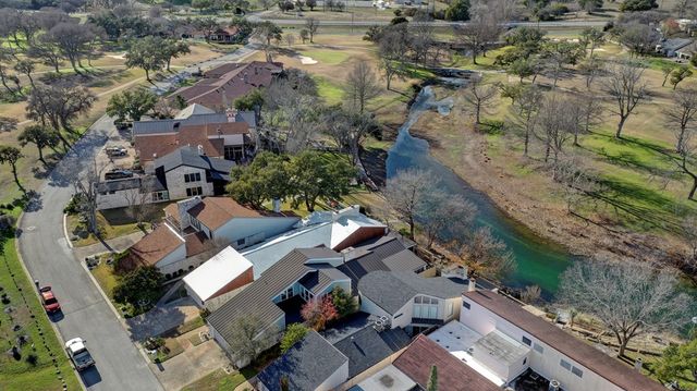 356 Englewood Dr, Kerrville, TX 78028